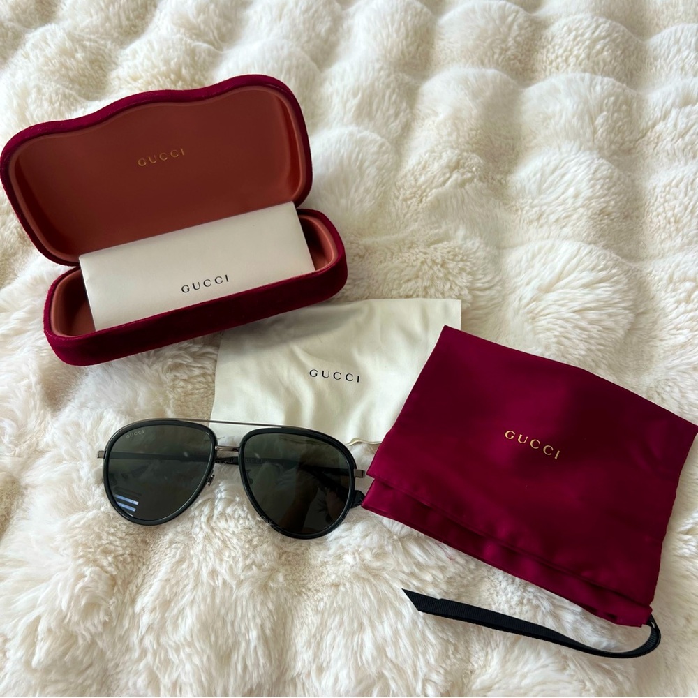 Gucci Aviator Sunglasses (Unisex)